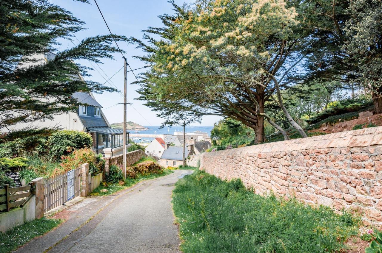 Vue Mer Cote De Granit Rose En Bretagne Trébeurden Exterior foto